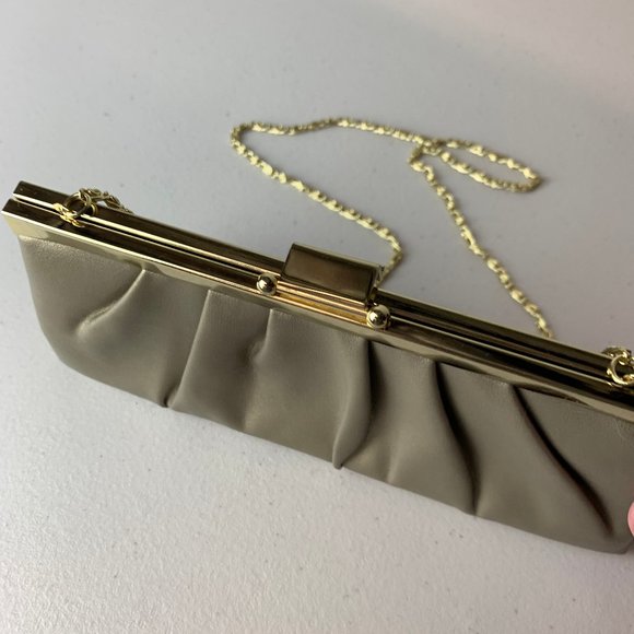 Gunne Sax Gold Convertible Evening Bag - Shoulder or Clutch - Picture 5 of 10